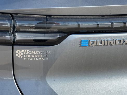 New 2026 Chevrolet Equinox EV LT image 21