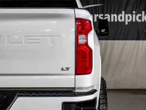 Used 2024 Chevrolet Silverado 2500 LT AWD/4WD image 43
