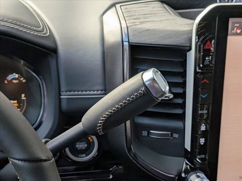 New 2026 RAM 2500 Limited AWD/4WD image 13