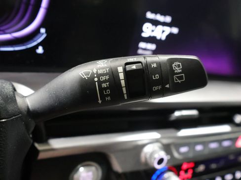 Used 2025 Kia Telluride S AWD/4WD image 37