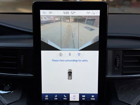 Used 2020 Ford Explorer Platinum w/ Premium Technology Package image 54