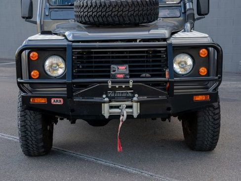 Used 1993 Land Rover Defender 110 image 9