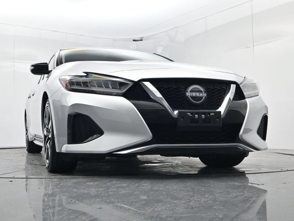 Used 2023 Nissan Maxima SV w/ Floor Mat Group FWD image 44