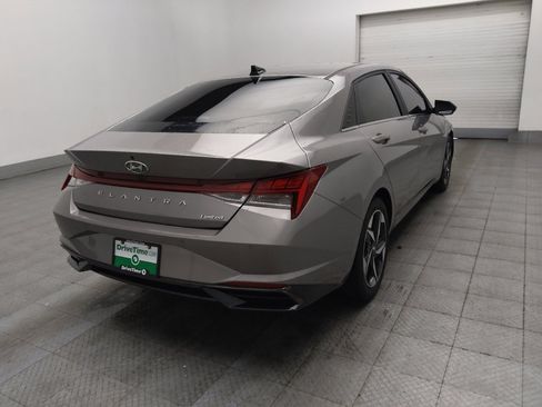Used 2022 Hyundai Elantra Limited w/ Cargo Package FWD image 9