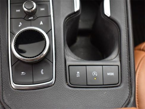 Used 2019 Cadillac XT4 Sport image 21