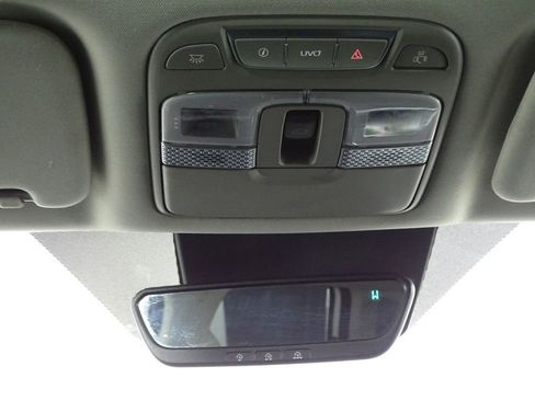 Used 2021 Kia Telluride S image 32