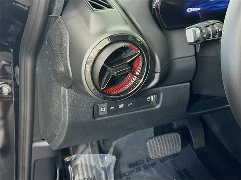 New 2026 Chevrolet Equinox EV RS image 5