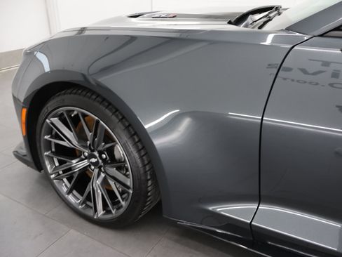 Used 2017 Chevrolet Camaro ZL1 RWD image 29