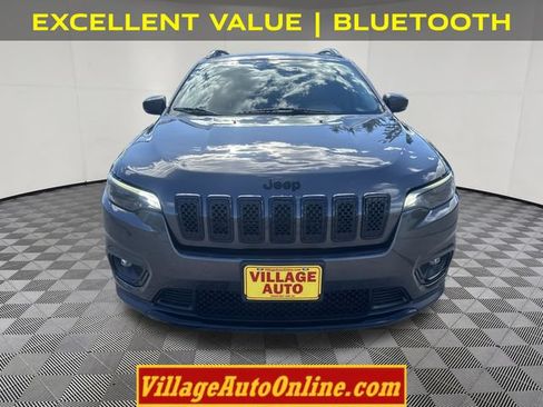 Used 2019 Jeep Cherokee Latitude Plus AWD/4WD image 6