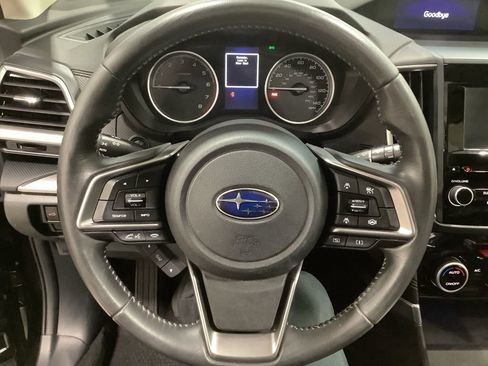 Used 2020 Subaru Forester Premium image 11