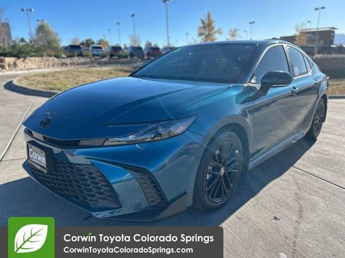 New 2026 Toyota Camry SE image 4