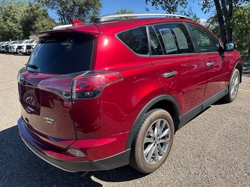 Used 2018 Toyota RAV4 Limited AWD/4WD image 4