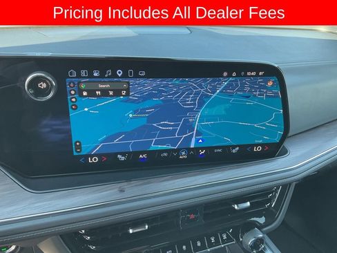 Used 2025 Chevrolet Tahoe LT AWD/4WD image 11