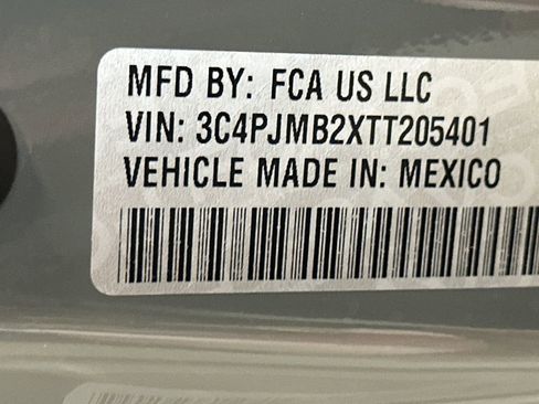 New 2026 Jeep Cherokee Laredo image 27