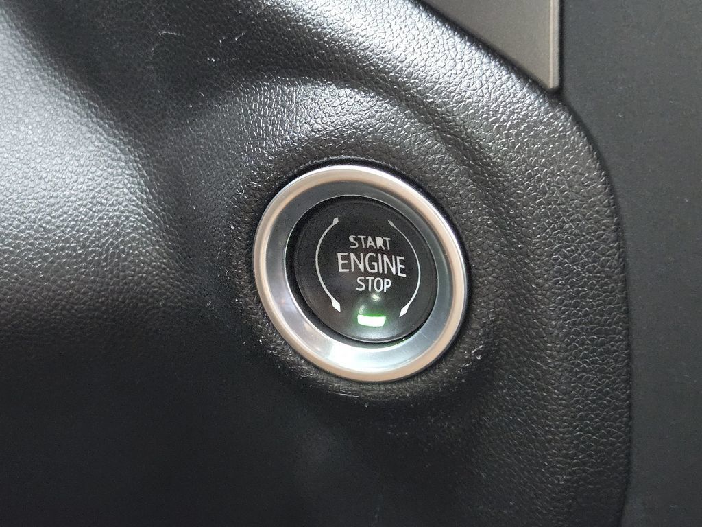 Used 2024 Chevrolet Silverado 1500 Custom RWD image 21