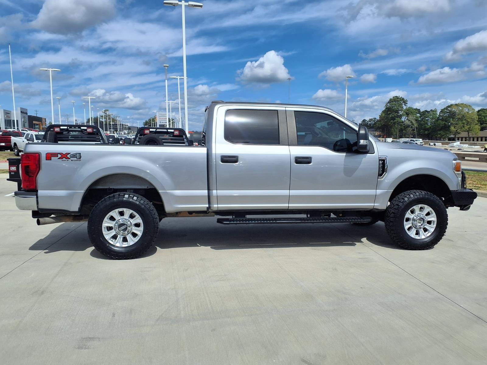 Used 2020 Ford F250 XL w/ STX Appearance Package AWD/4WD image 5