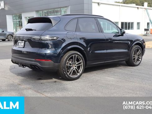 Used 2023 Porsche Cayenne S Platinum w/ Assistance Package image 5