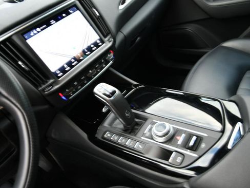 Used 2023 Maserati Levante Modena image 18