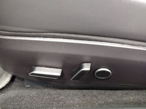 Used 2023 Tesla Model 3 Standard Range image 19