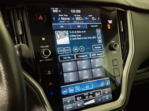 Used 2023 Subaru Outback Onyx Edition XT AWD/4WD image 18