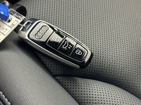 New 2026 Audi Q7 3.0T Premium Plus AWD/4WD image 26