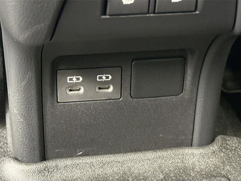 Used 2024 Toyota Prius Limited w/ Limited Premium Package image 41