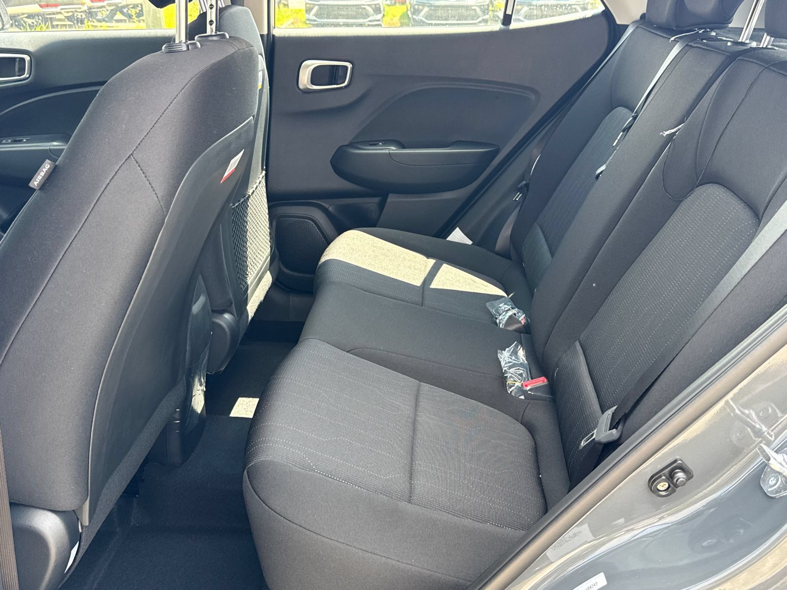 Used 2026 Hyundai Venue SE FWD image 20