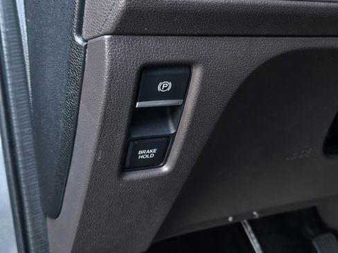 Used 2019 Honda Odyssey EX-L image 19