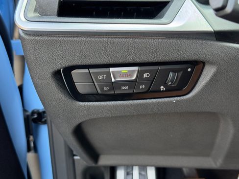 Used 2024 BMW M2 w/ Lighting Package RWD image 19