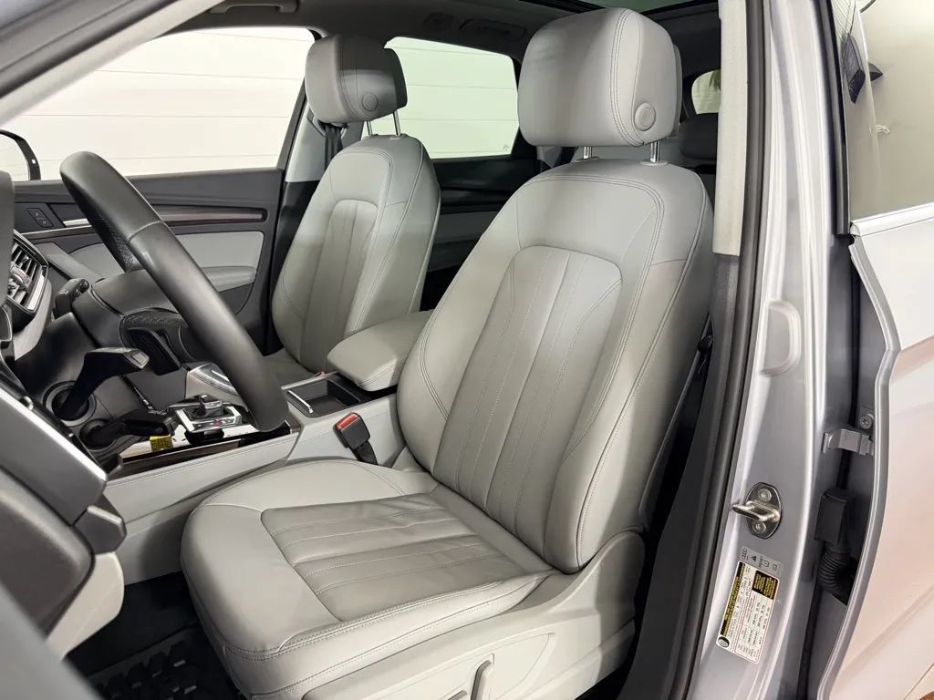 Used 2022 Audi Q5 2.0T Premium Plus AWD/4WD image 13