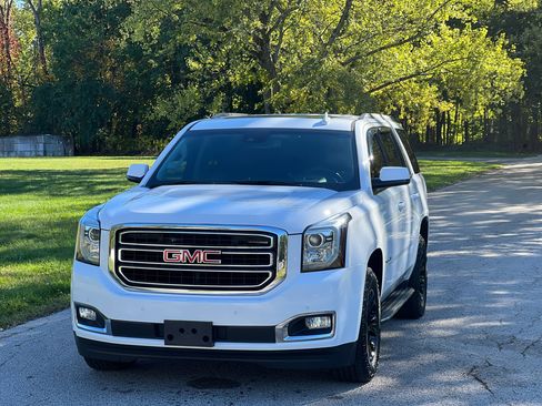 Used 2018 GMC Yukon SLT w/ HD Trailering Package image 1