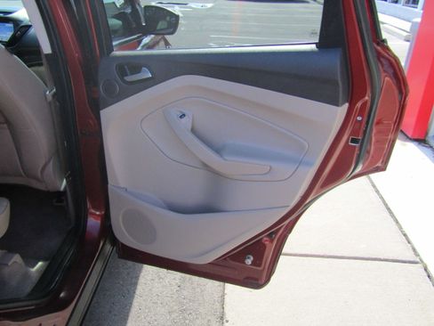 Used 2016 Ford Escape Titanium FWD image 12