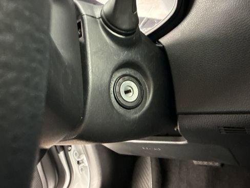 Used 2023 Toyota Corolla LE image 23