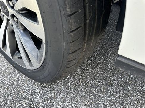 Used 2020 Ford Expedition Limited w/ Equipment Group 302A image 11