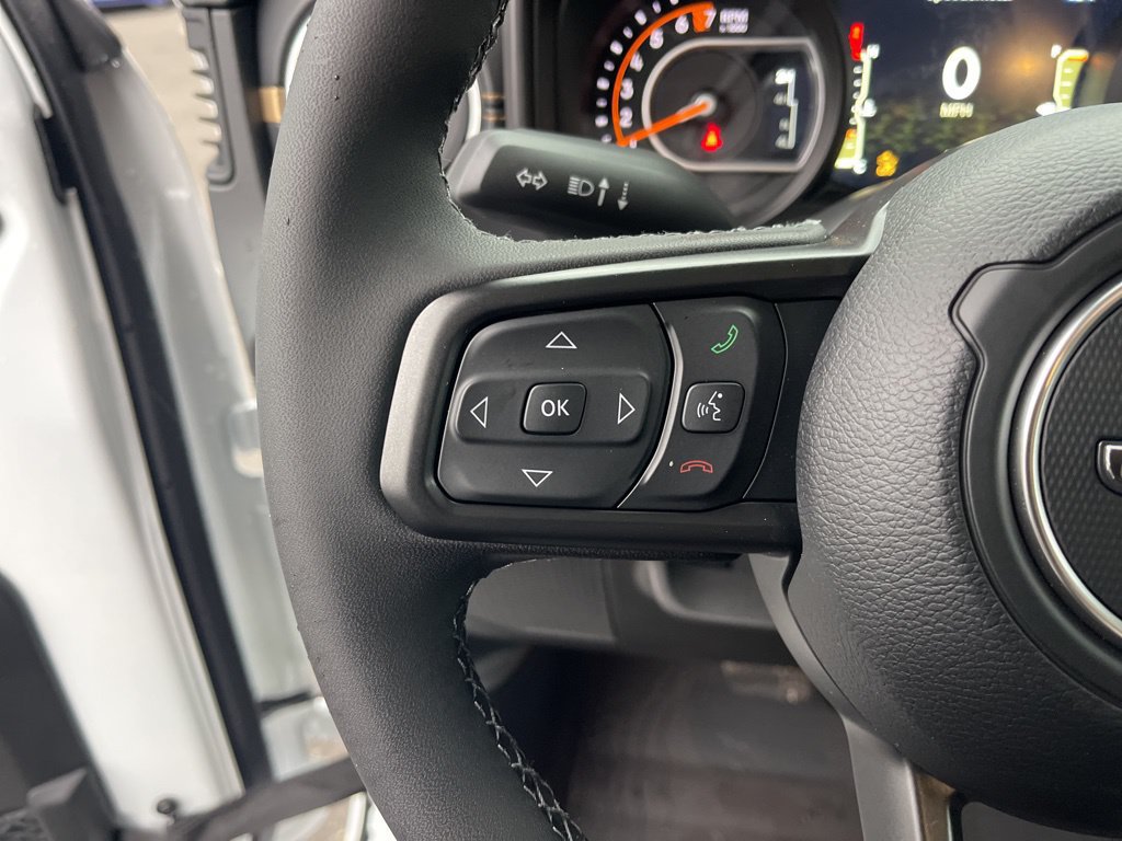 New 2026 Jeep Gladiator Sport AWD/4WD image 15