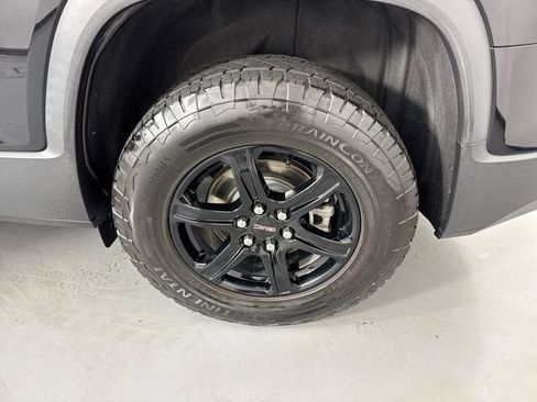 Used 2023 GMC Acadia AT4 w/ Trailering Package AWD/4WD image 6
