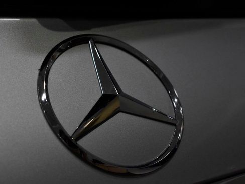 Certified 2026 Mercedes-Benz Maybach GLS 600 4MATIC image 17