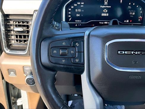 Used 2025 GMC Sierra 1500 Denali AWD/4WD image 19