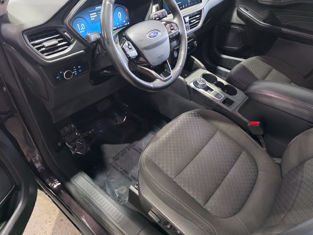 Used 2023 Ford Escape Active w/ Tech Pack #2 AWD/4WD image 11