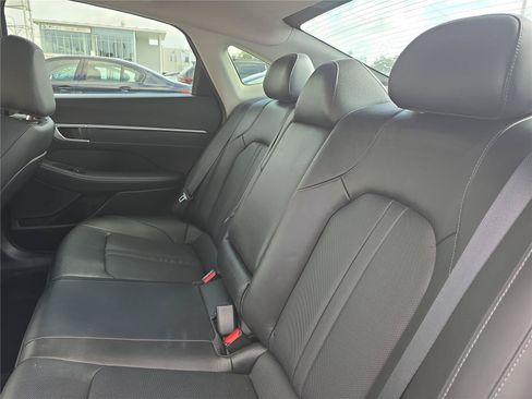Used 2021 Hyundai Sonata Limited FWD image 11