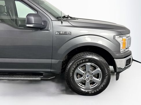 Used 2019 Ford F150 XLT w/ Equipment Group 302A Luxury AWD/4WD image 35