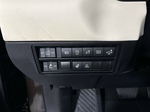 Used 2023 Toyota Tundra 1794 Edition image 14