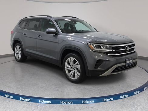 Used 2023 Volkswagen Atlas SE w/ Panoramic Sunroof Package AWD/4WD image 4