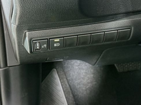 Used 2026 Toyota Corolla LE image 17