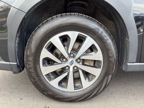 Used 2024 Subaru Outback Premium AWD/4WD image 25