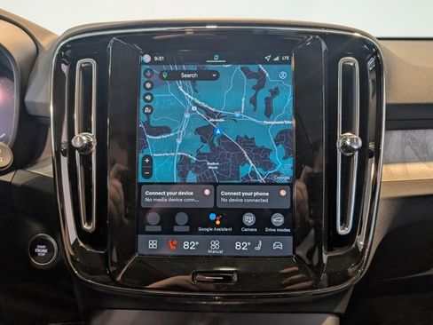 New 2026 Volvo XC40 B5 Ultra w/ Climate Package image 19