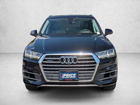 Used 2017 Audi Q7 3.0T Prestige AWD/4WD image 2