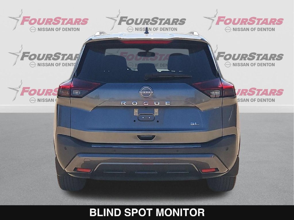 Used 2023 Nissan Rogue SL w/ SL Premium Package FWD image 5