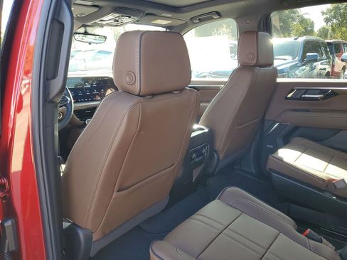 New 2026 Chevrolet Tahoe High Country w/ Sun And Tow Package RWD image 10