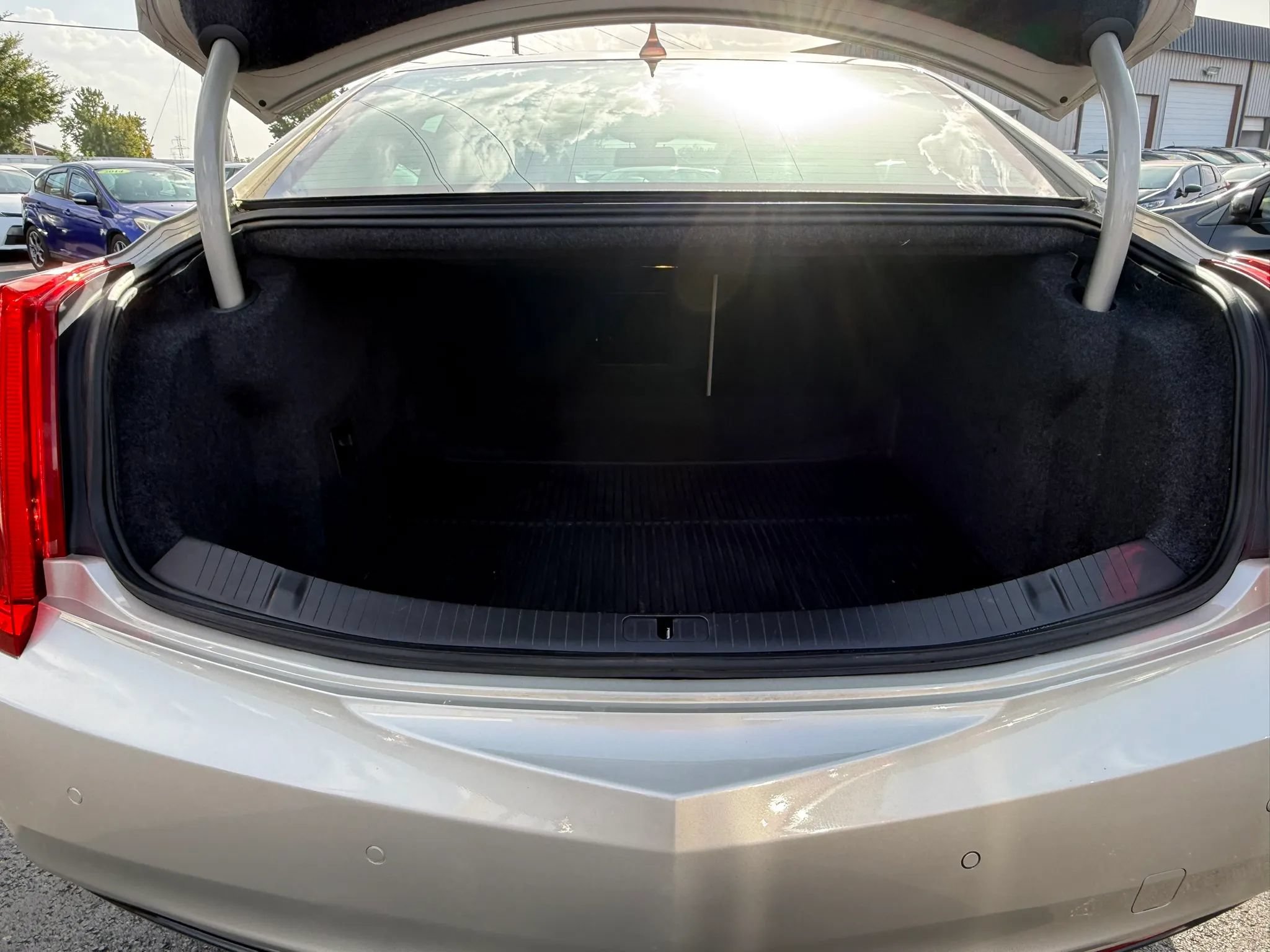 Used 2014 Cadillac XTS FWD image 36